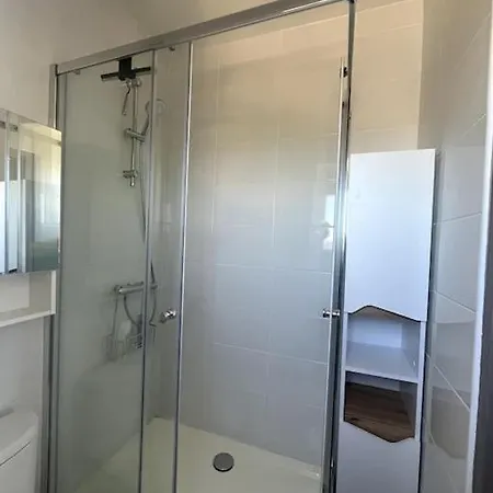 Sublime Vue Piscine Clim Lägenhet *