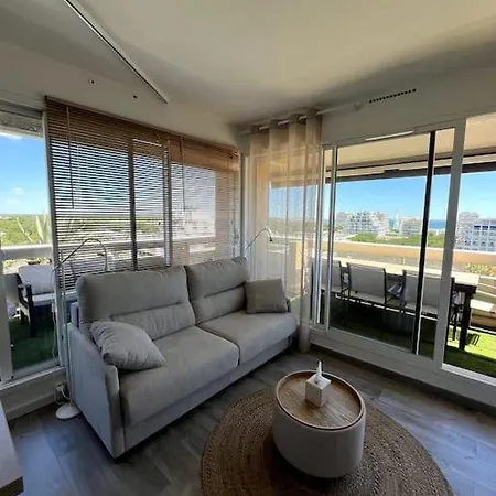 Sublime Vue Piscine Clim La Grande Motte