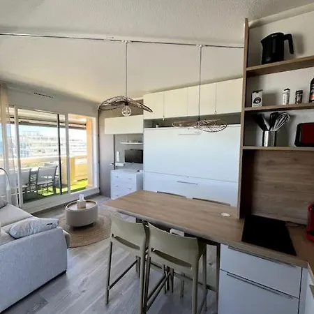 Sublime Vue Piscine Clim Lägenhet *