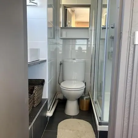 Sublime Vue Piscine Clim Lägenhet La Grande Motte