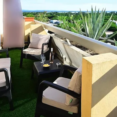 Sublime Vue Piscine Clim Lägenhet